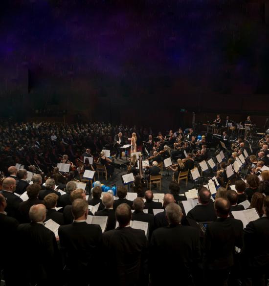 Nýggjárskonsert v/ gisting, mati og vælveru